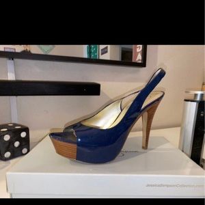 Jessica Simpson size 10